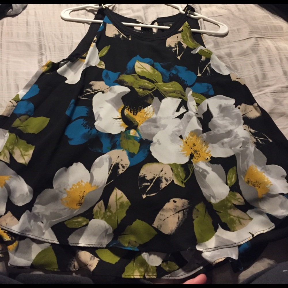 Worthington floral tank