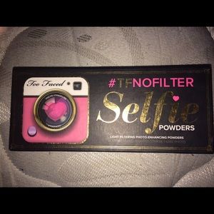 Too faced #nofilter setting powders