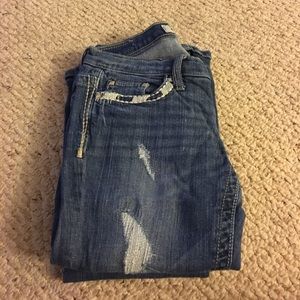 Buckle day trip jeans