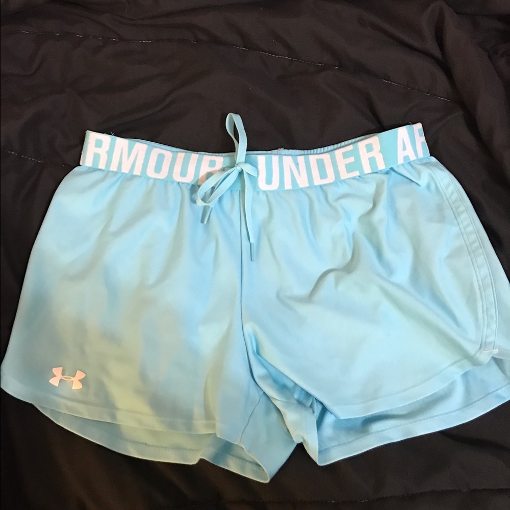 NWOT Under Armour shorts
