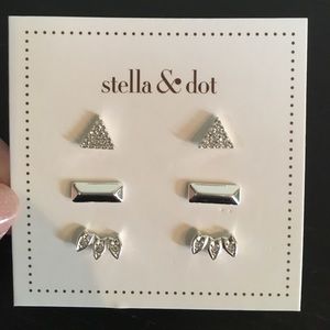 Stella & Dot Aurora Stud Pack - Silver