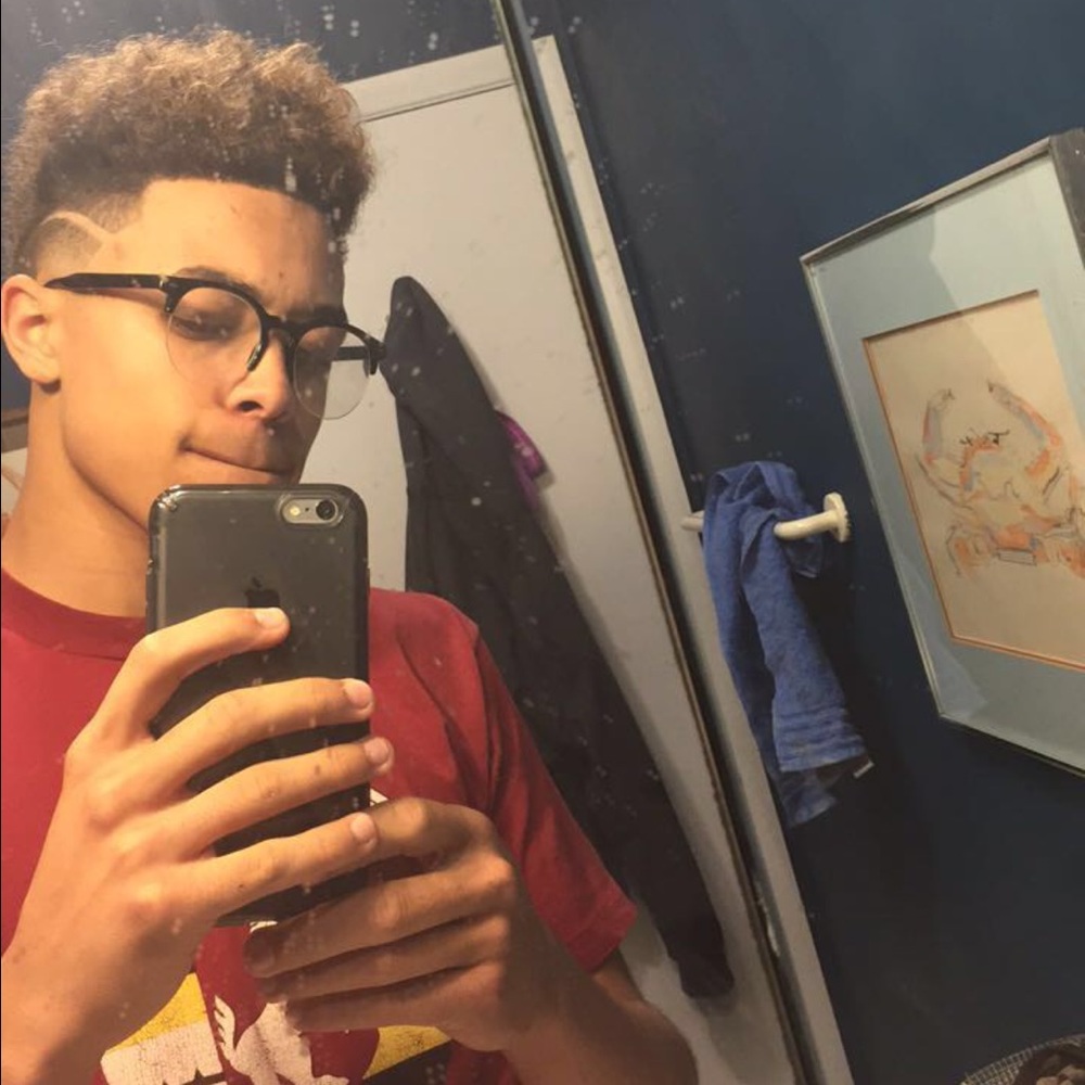 Meet your Posher, Isaiah