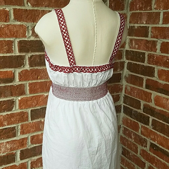 Cute dress - Picture 4 of 4