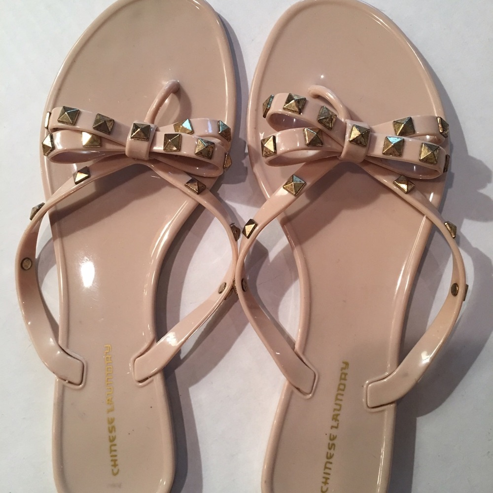 Chinese laundry sandals