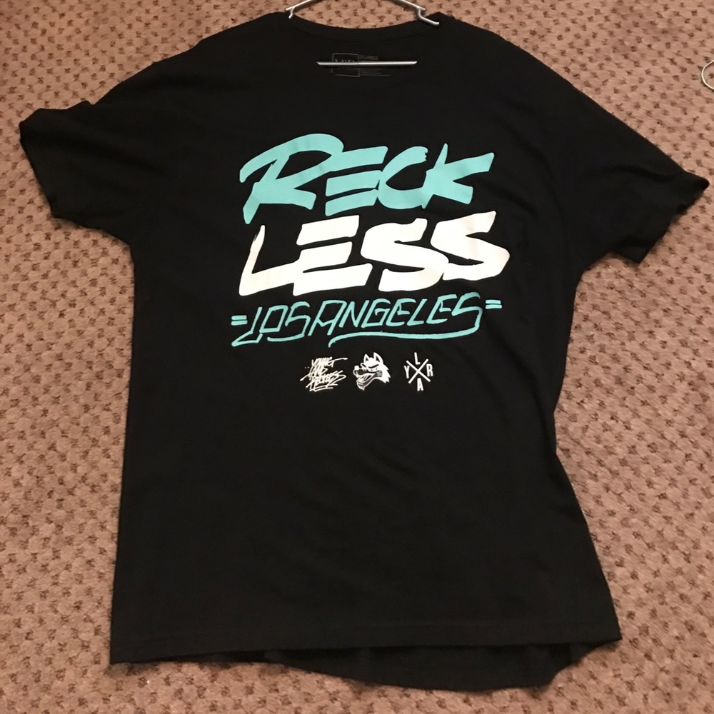 Short sleeve shirt