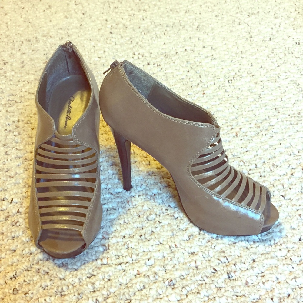 Taupe bootie heel