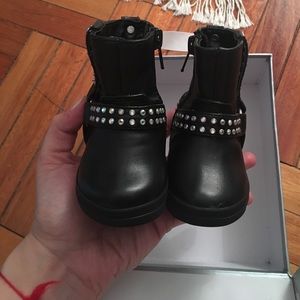 Baby biker boots (faux leather/faux fur lining)