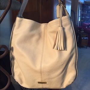 Tan Coach Avery bag No J1380-F23308