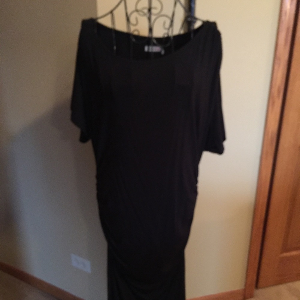 Black fitted dress