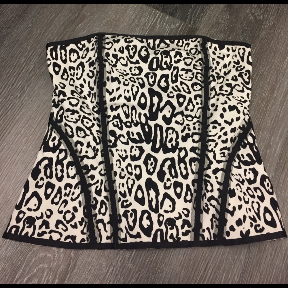 Whitehouse Blackmarket Strapless Top Size 6