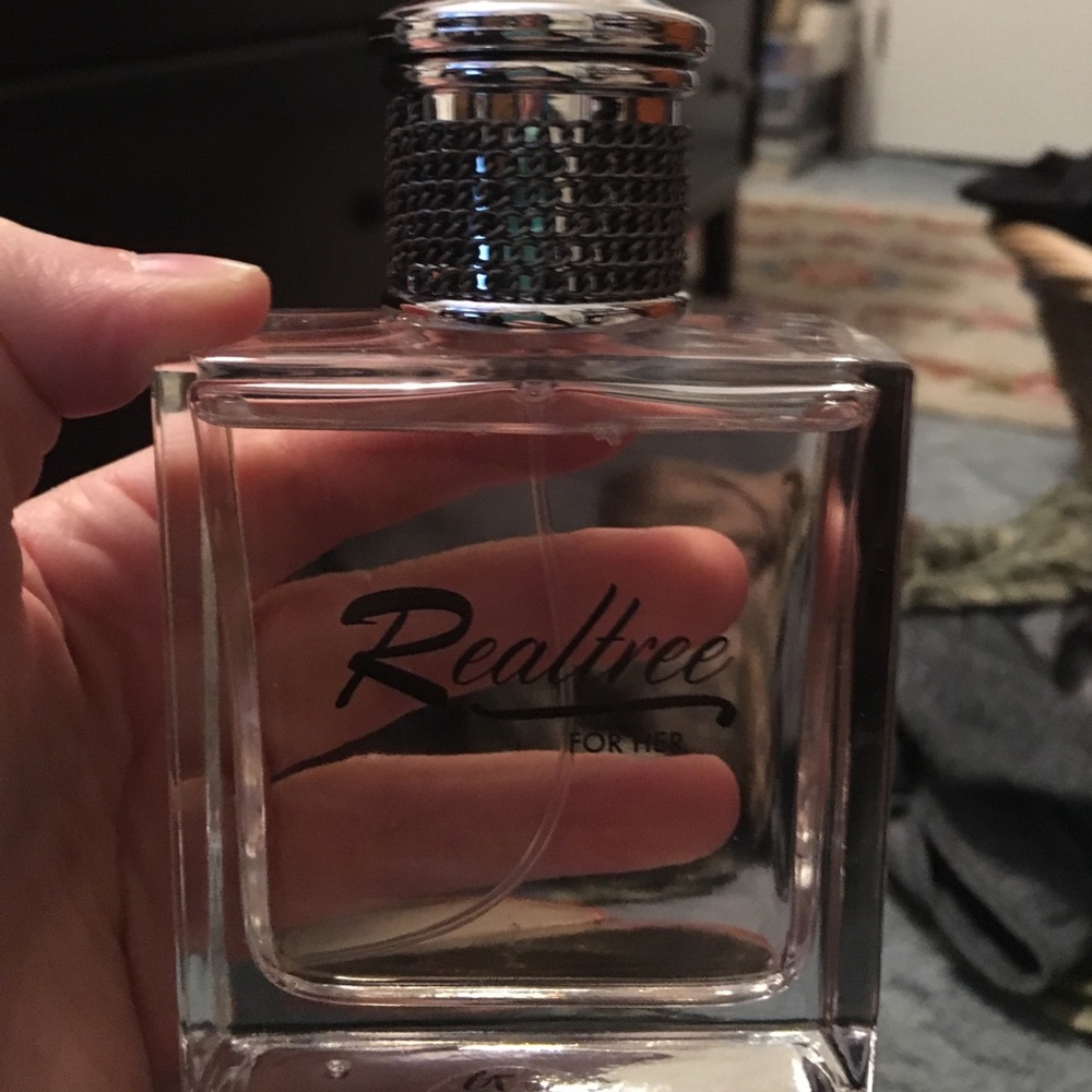 Realtree for her perfume