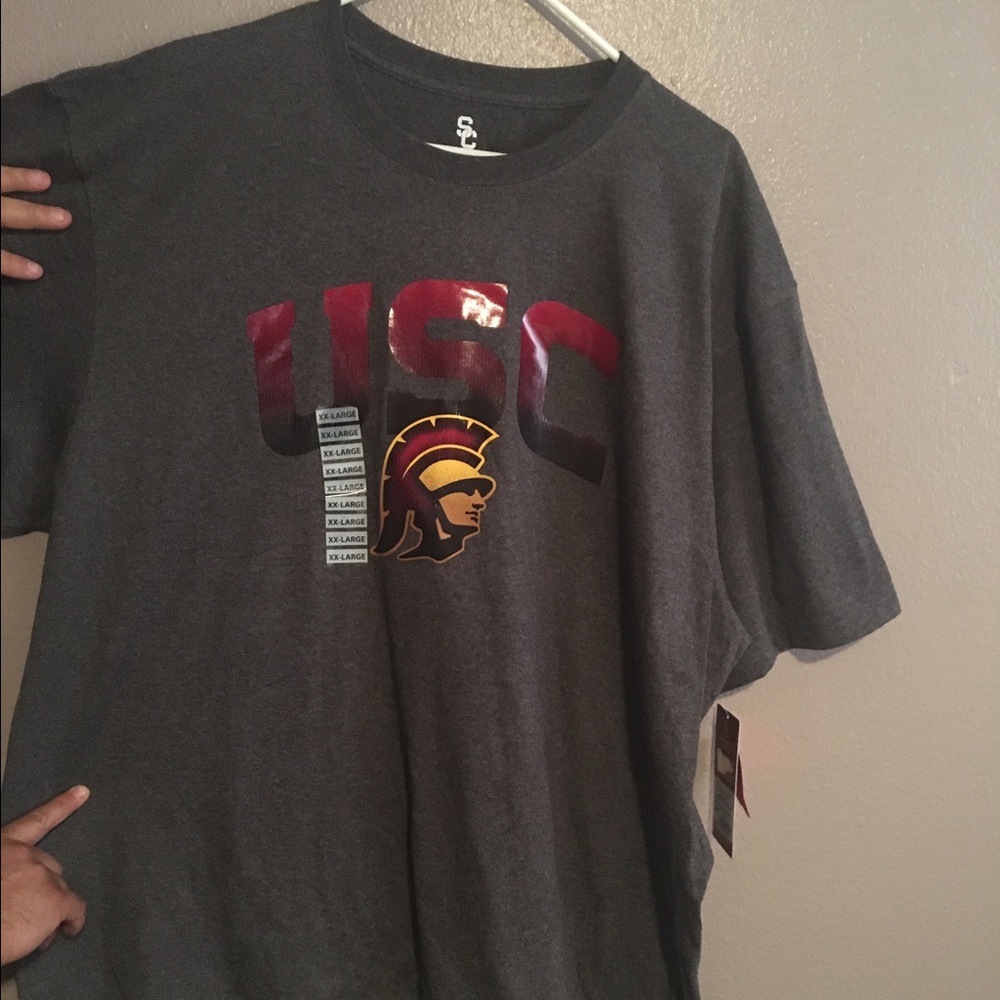 USC t-shirt