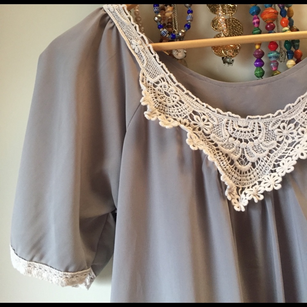Tunic/short dress grey and lace