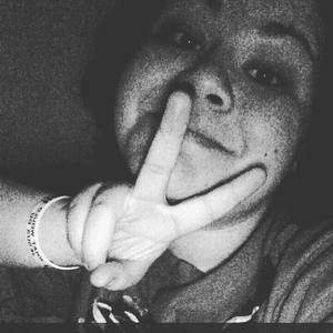 Meet your Posher, Tessa