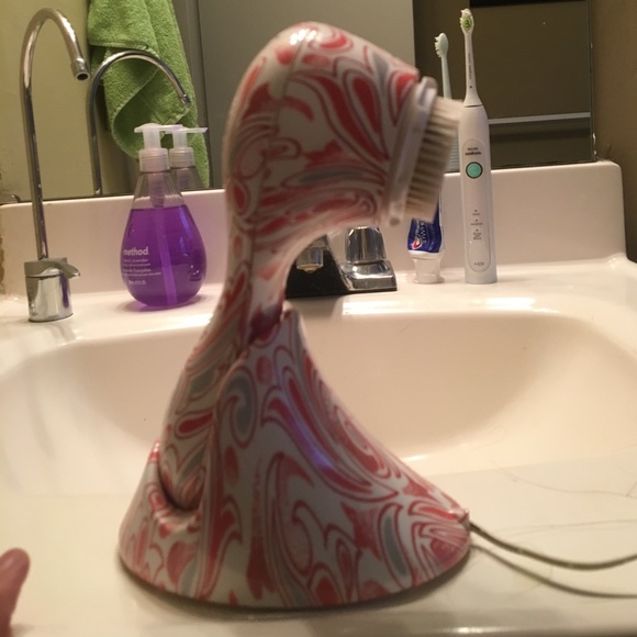 Clarisonic Plus - Picture 2 of 2