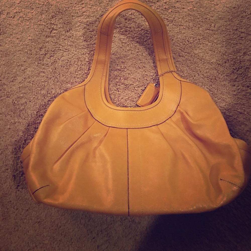 FINAL SALE!! Leather Coach purse