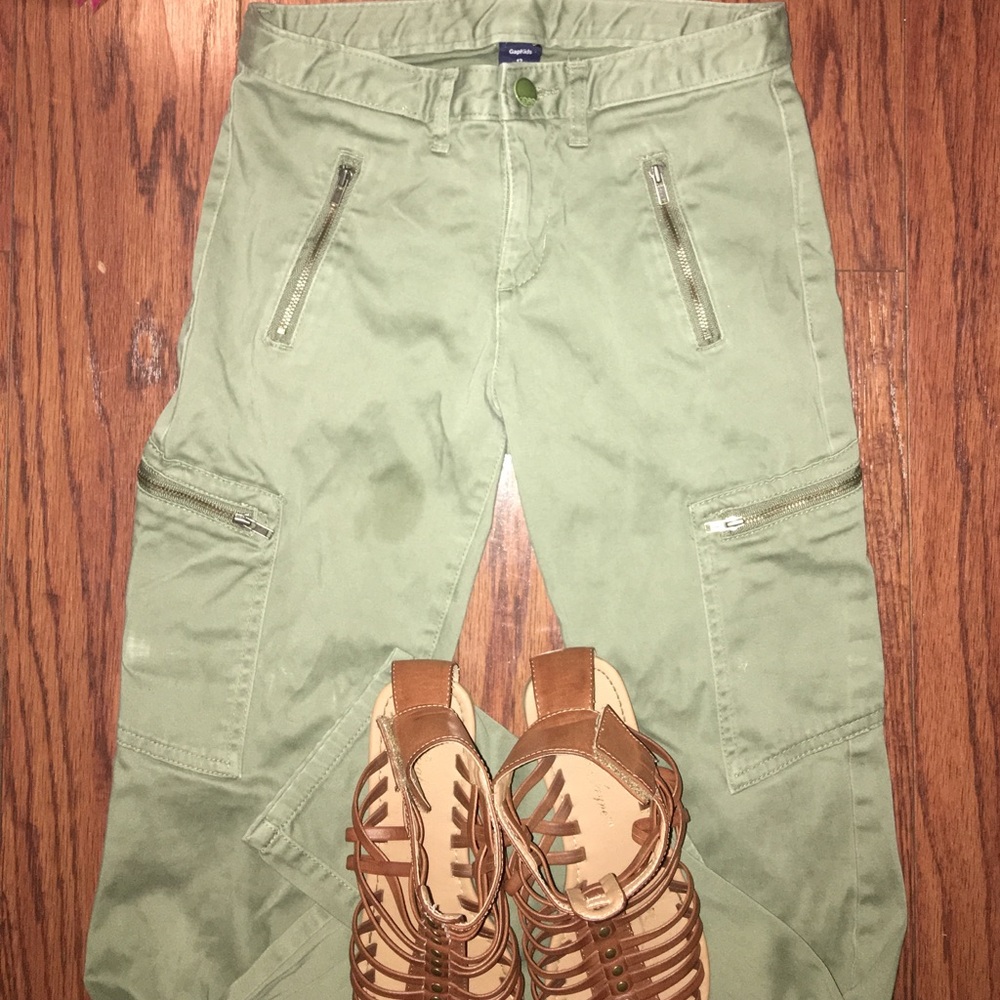 GapKids army green pants