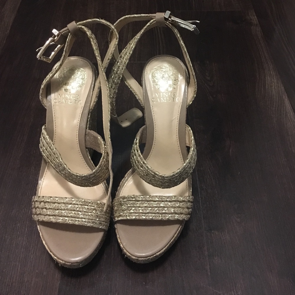 Vince Camuto Wedges