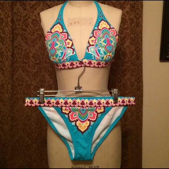 Victoria's Secret Bikini Size M
