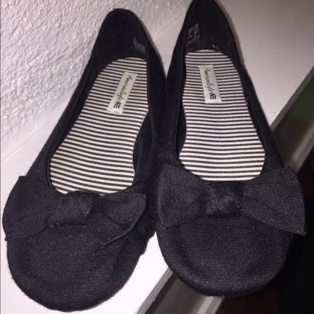 American Eagle Kids Black Flats size 2
