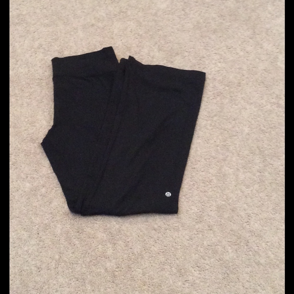 Lululemon Black Astro pant - Picture 3 of 4