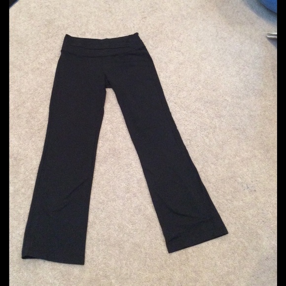 Lululemon Black Astro pant - Picture 2 of 4
