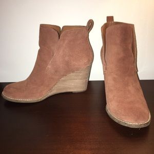 Lucky Brand Yoniana Suede Wedge Booties