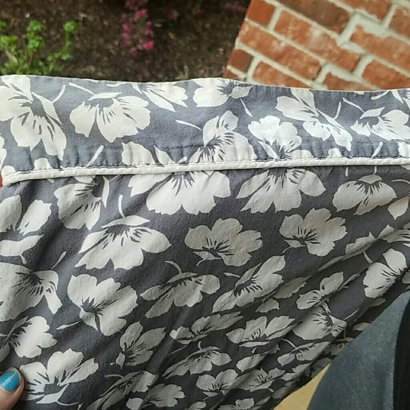 Victoria Secret top and bottoms - Picture 5 of 6