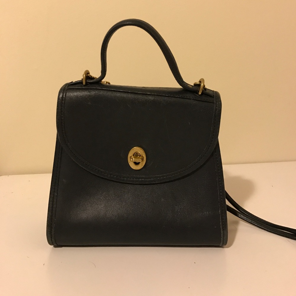 Vintage "Regina" coach crossbody