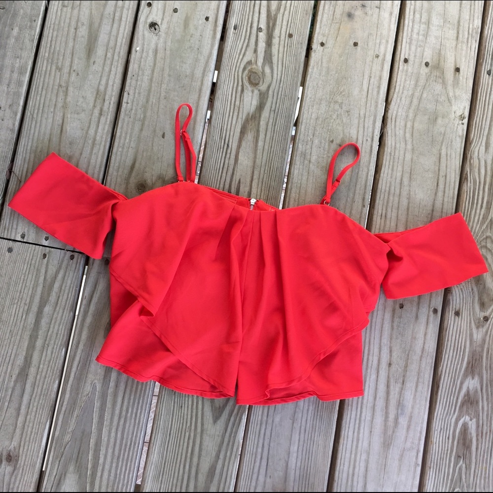 Drop Sleeve Crop