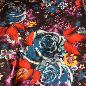 TC Floral Lularoe leggings