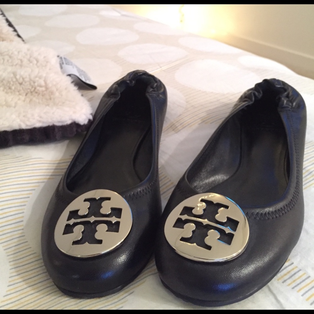 Tory Burch flats- never worn