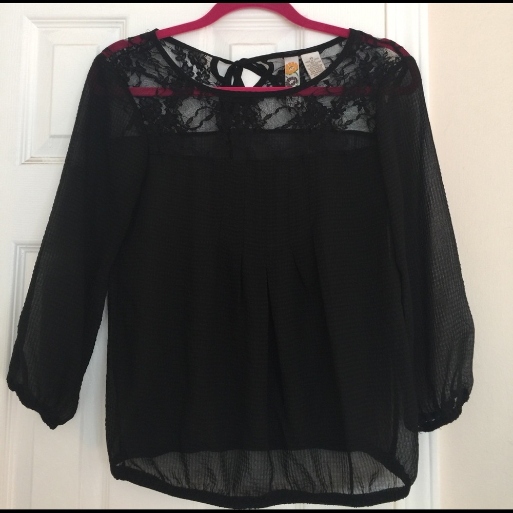 Black top- texture and lace