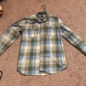 Long sleeve dress shirt