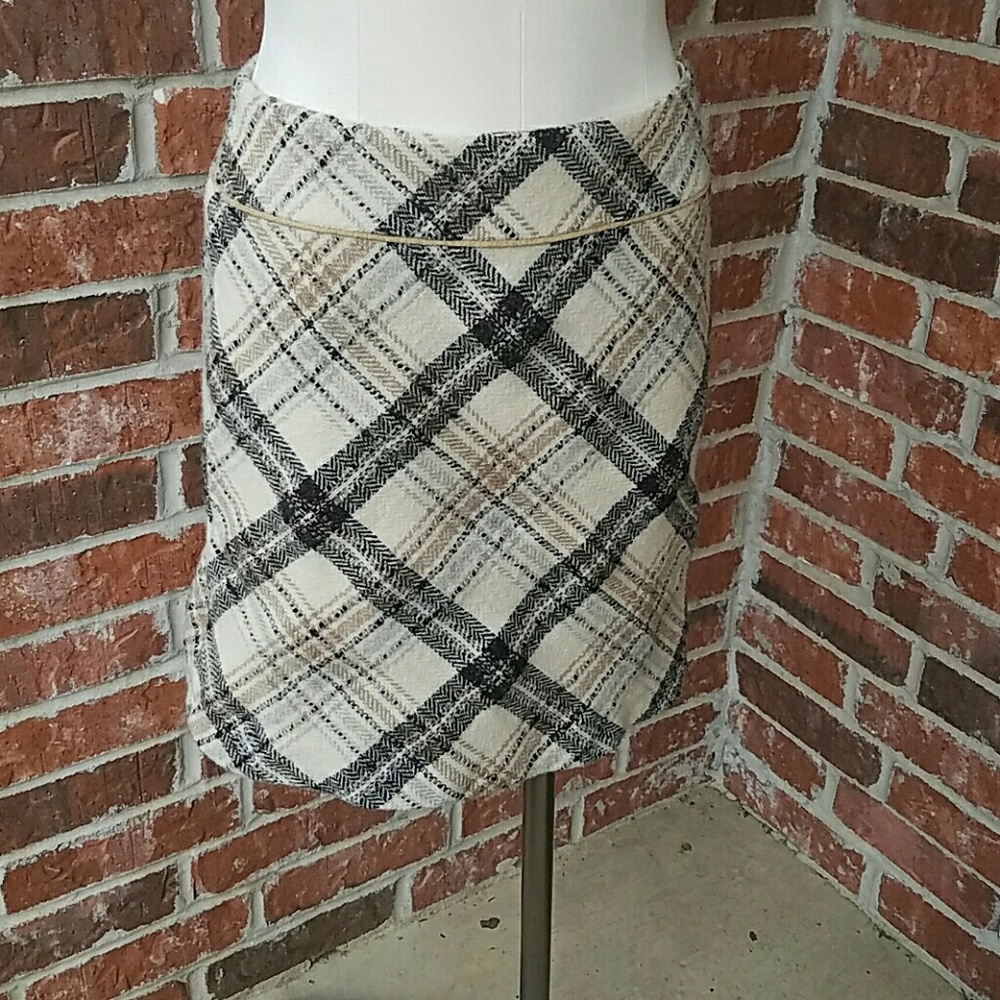 Plaid skirt from the LOFT
