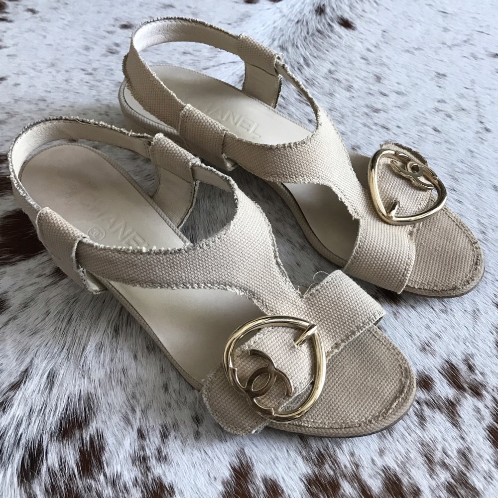 Chanel heart logo nude canvas sandals 39 - Picture 2 of 8