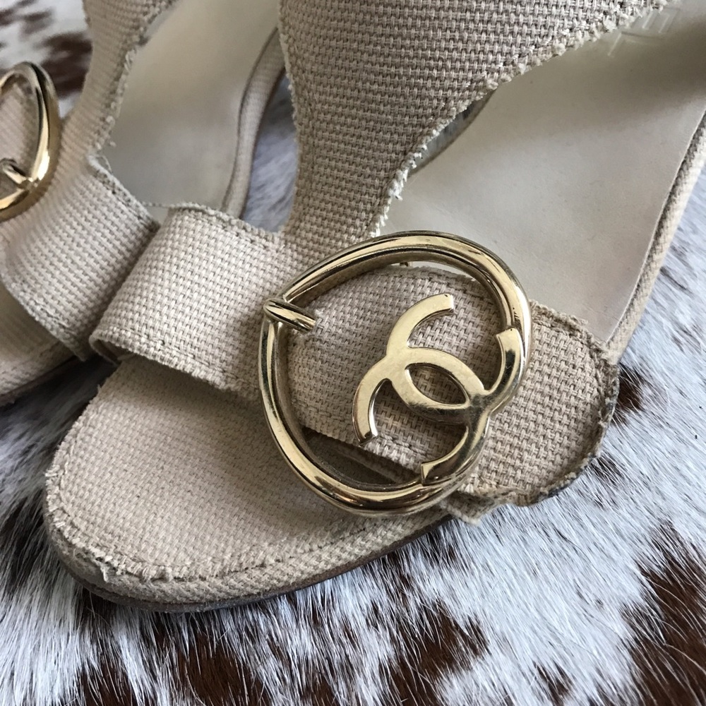 Chanel heart logo nude canvas sandals 39 - Picture 4 of 8