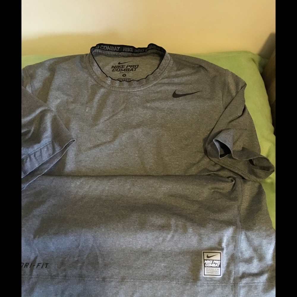Grey Nike Dry Fit T-shirt Adult Small