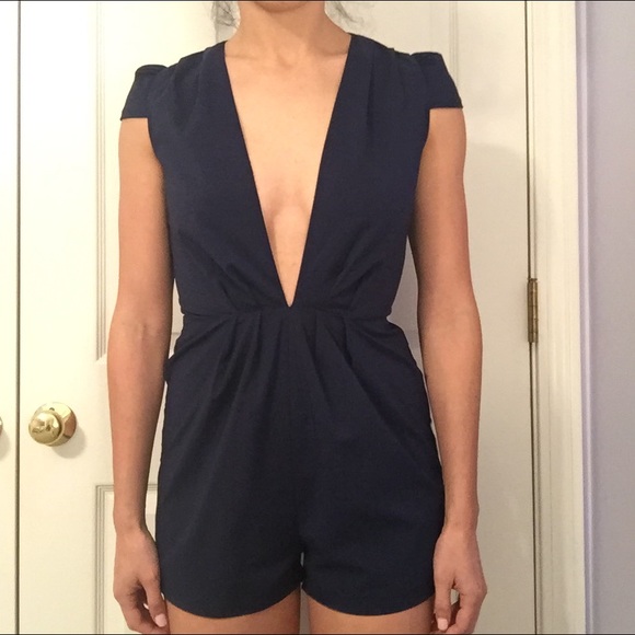 Tobi plunge neckline navy romper - Picture 5 of 5