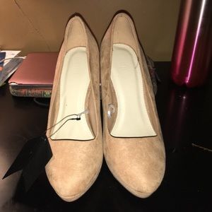 Brand new heels