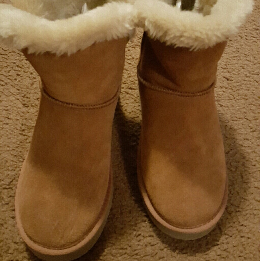 Camel colored short ankle boots!