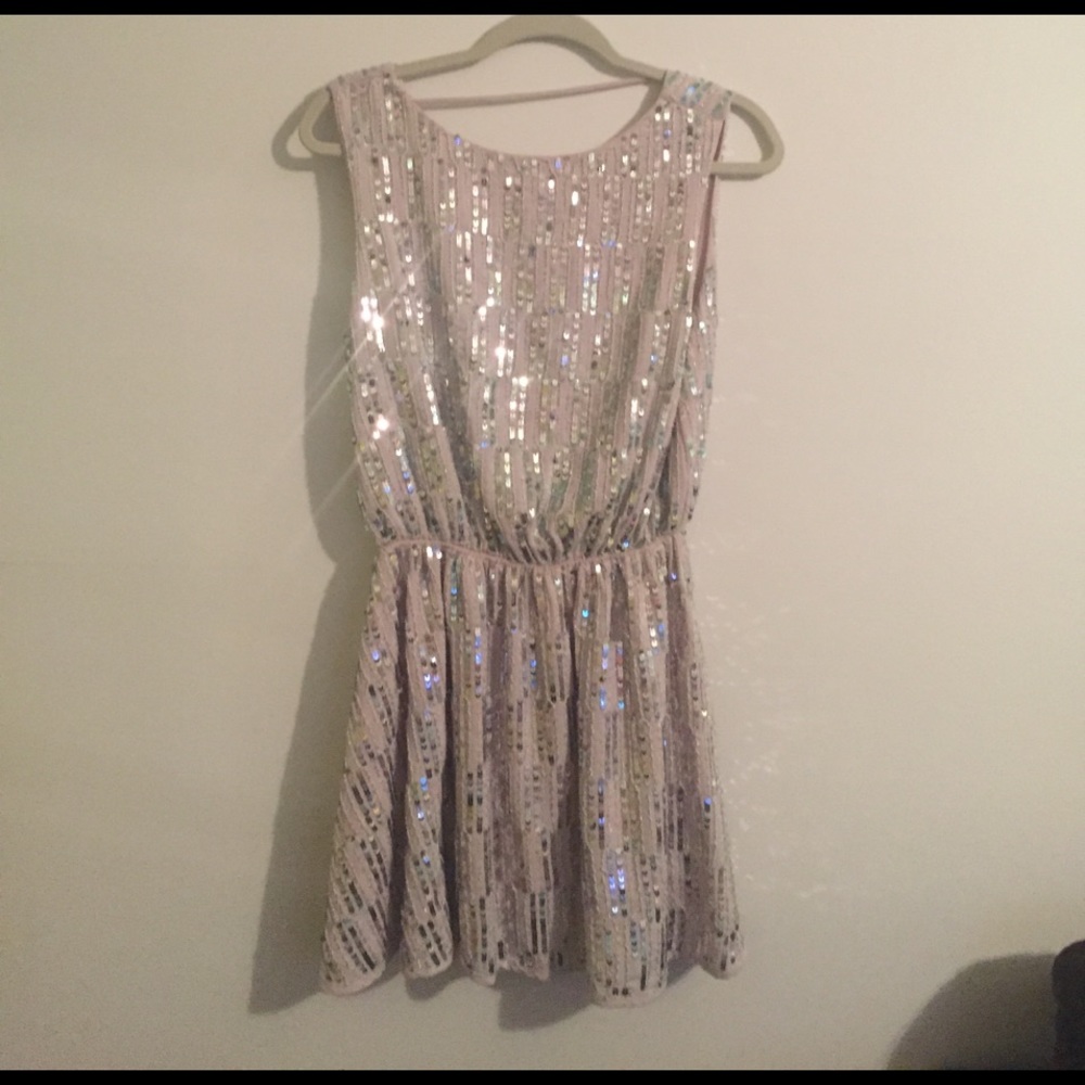 Endless Rose Bloomingdales brand