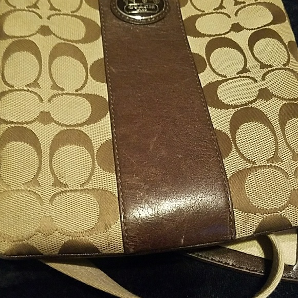 Coach crossbody - Picture 3 of 4
