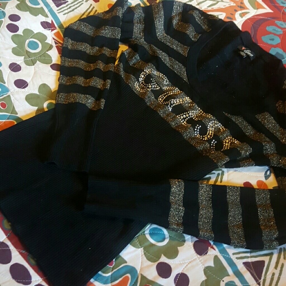 Guess sweater