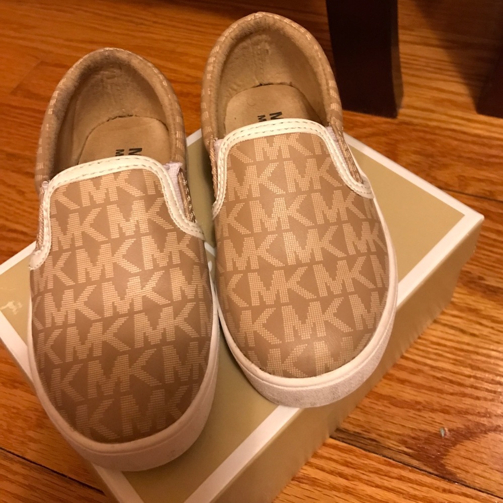 Toddler girl shoe - Picture 2 of 2