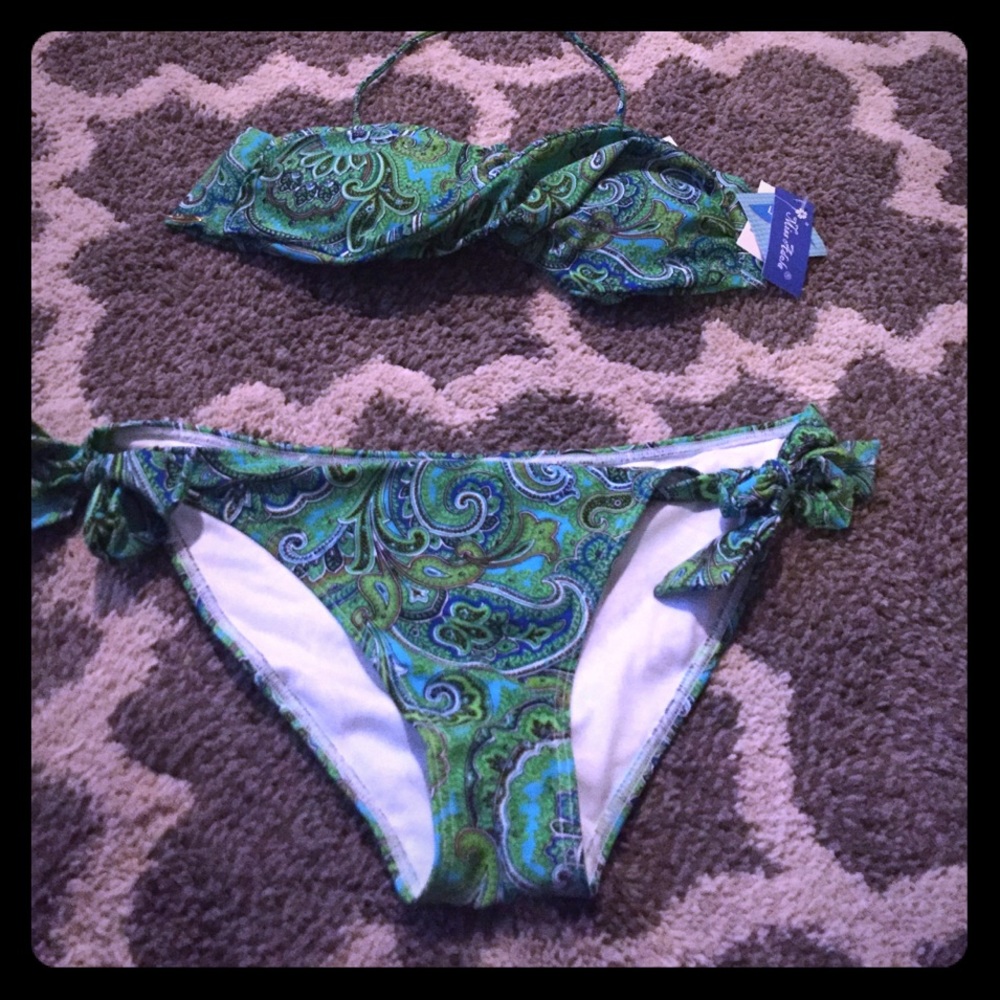 Tribal print bandeau bikini