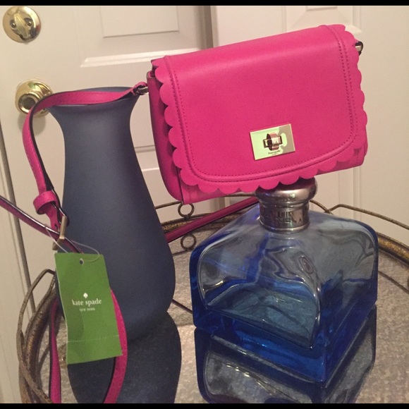 kate spade Handbags - Kate Spade cross body