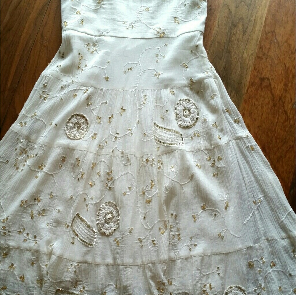 White Summer Dress - Picture 2 of 5