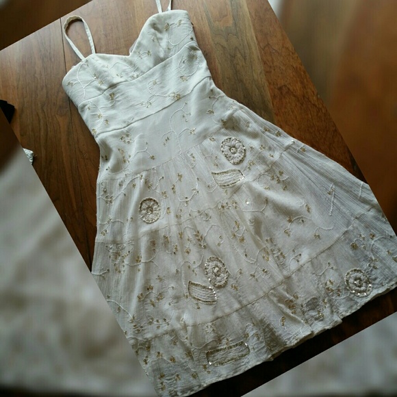 White Summer Dress - Picture 3 of 5