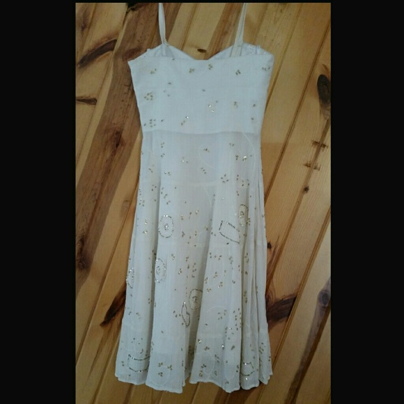 White Summer Dress - Picture 5 of 5